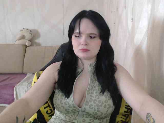 Lizzi-Peach webcam