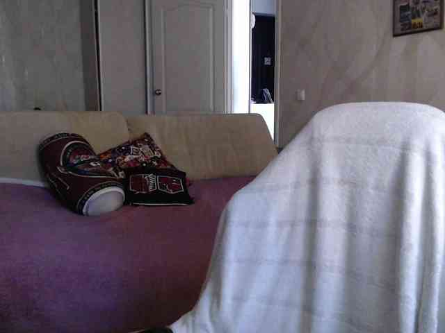 Lizzi-Peach webcam
