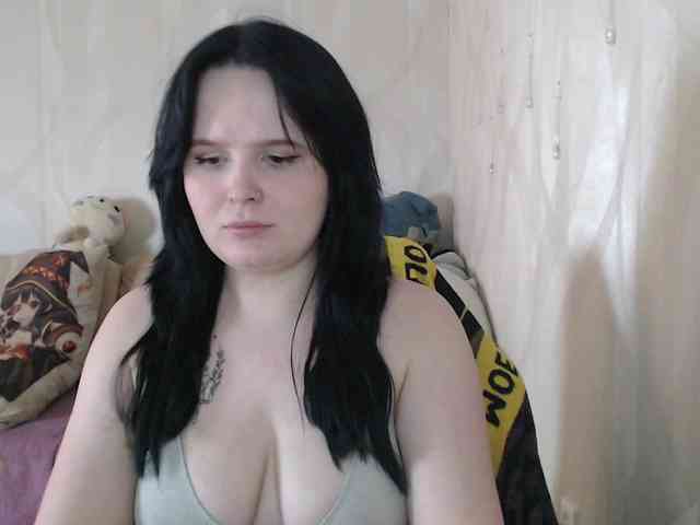 Lizzi-Peach webcam