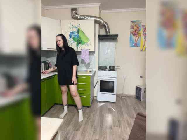 Lizzi-Peach webcam
