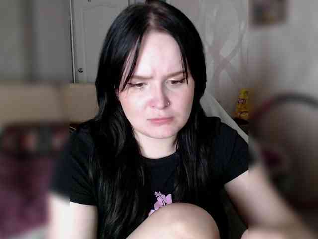 Lizzi-Peach webcam