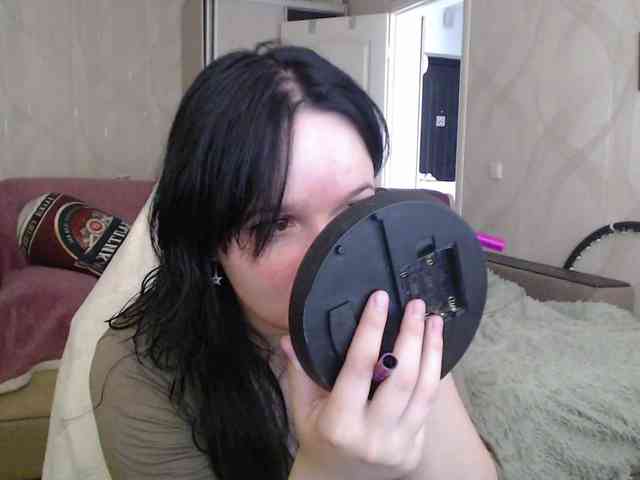 Lizzi-Peach webcam