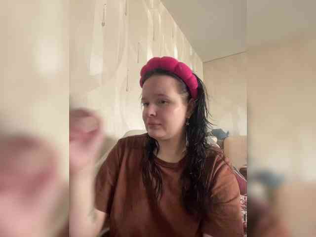 Lizzi-Peach webcam