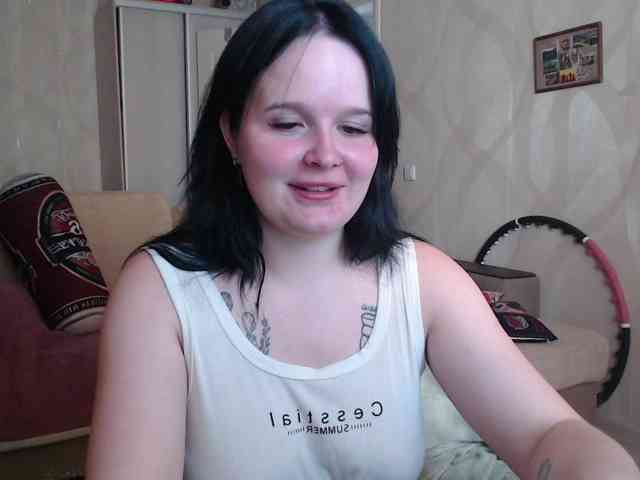 Lizzi-Peach webcam