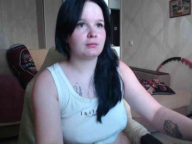 Lizzi-Peach webcam