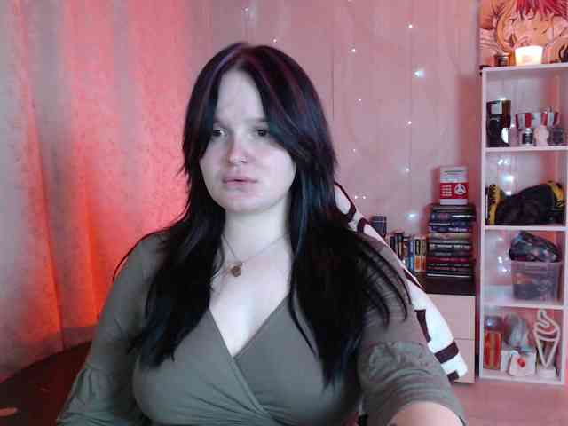 Lizzi-Peach webcam