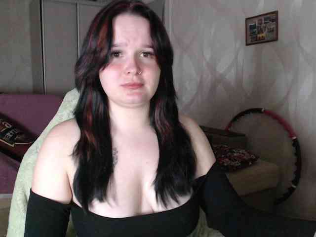 Lizzi-Peach webcam