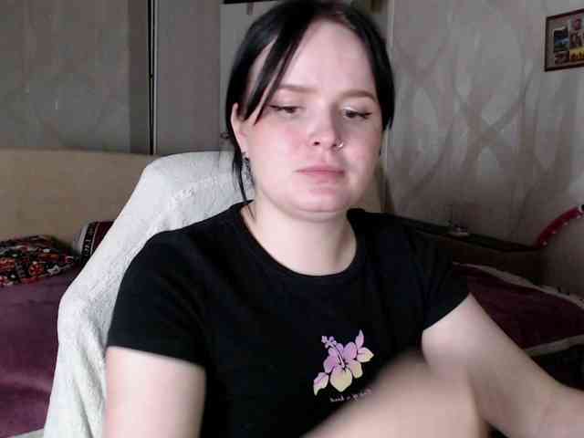 Lizzi-Peach webcam