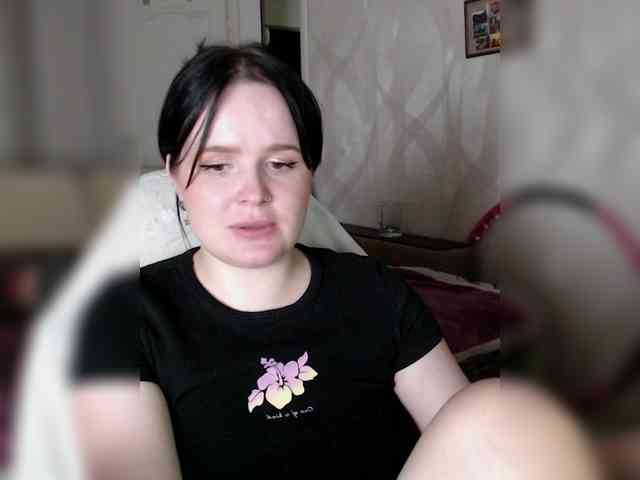 Lizzi-Peach webcam