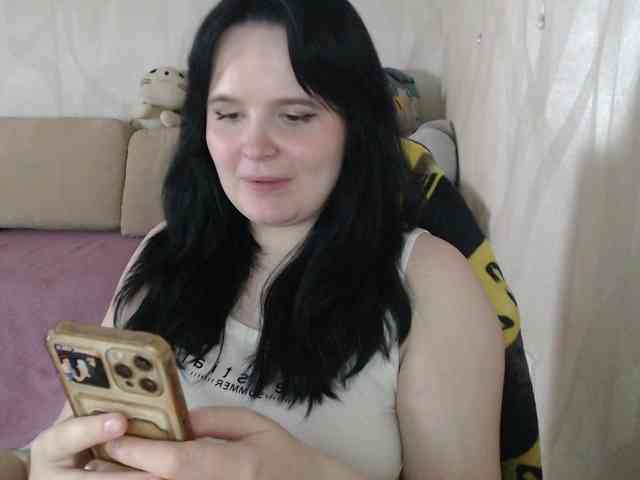 Lizzi-Peach webcam