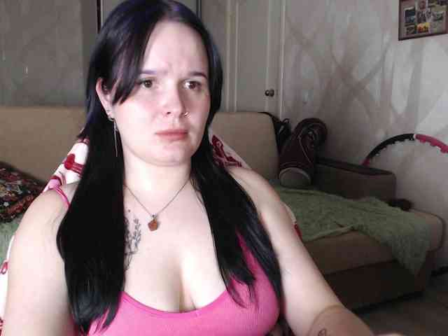 Lizzi-Peach webcam