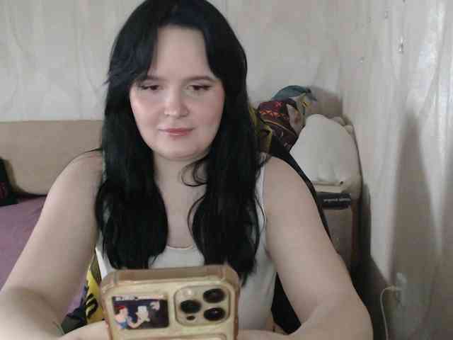 Lizzi-Peach webcam