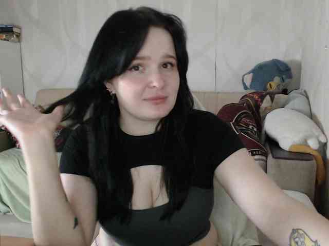Lizzi-Peach webcam