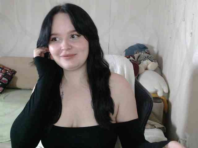 Lizzi-Peach webcam