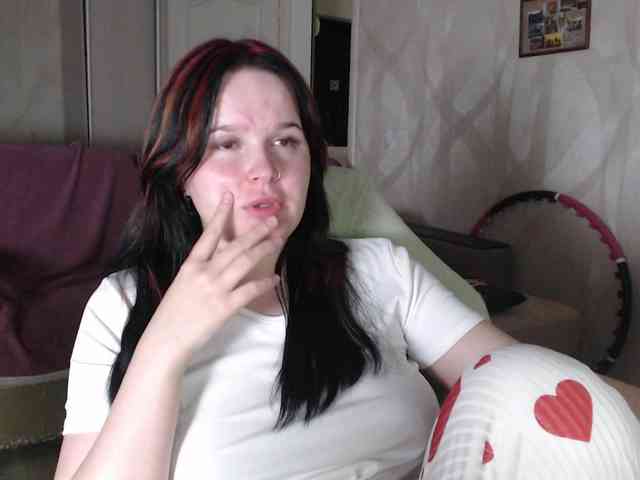 Lizzi-Peach webcam