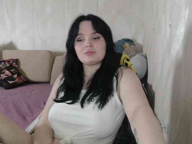 Lizzi-Peach webcam