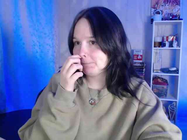 Lizzi-Peach webcam