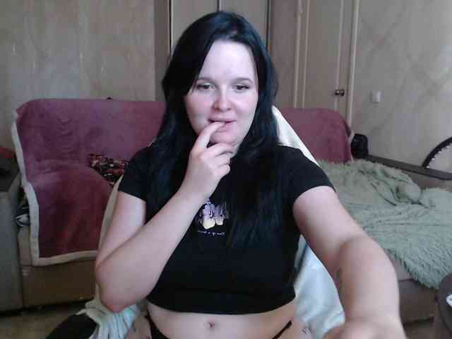 Lizzi-Peach webcam
