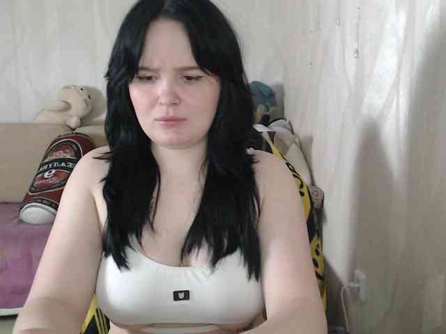 Lizzi-Peach webcam
