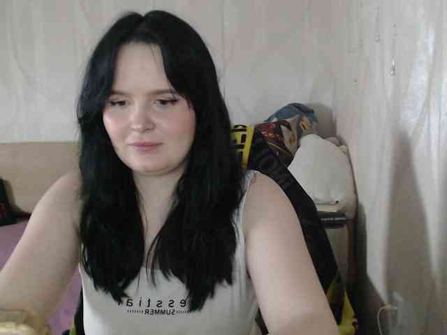 Lizzi-Peach webcam
