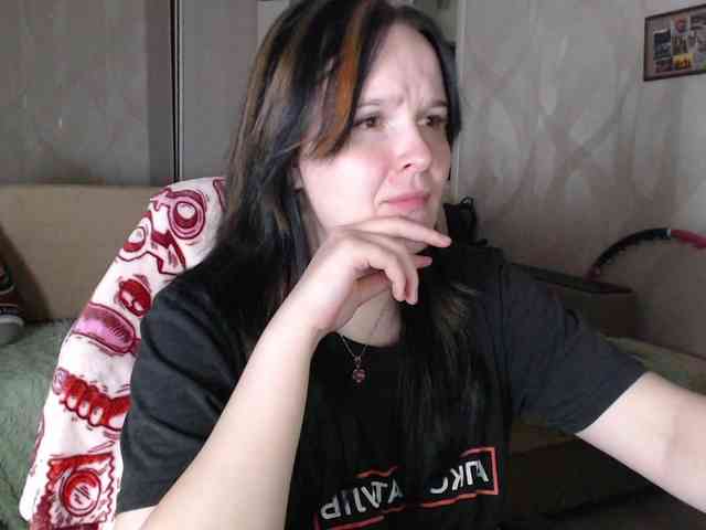 Lizzi-Peach webcam