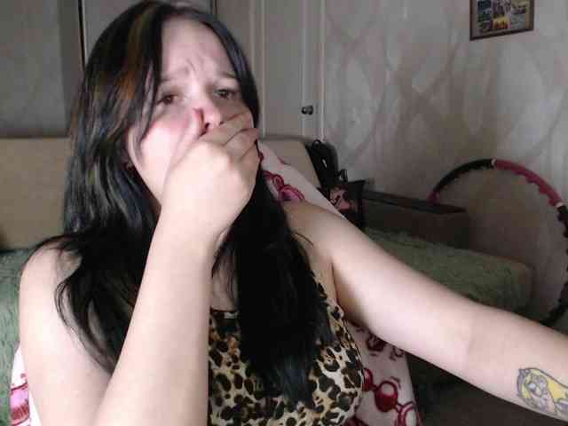 Lizzi-Peach webcam