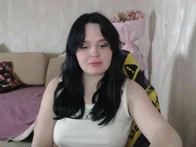 Lizzi-Peach webcam