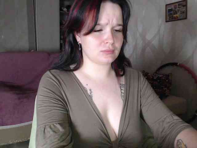 Lizzi-Peach webcam