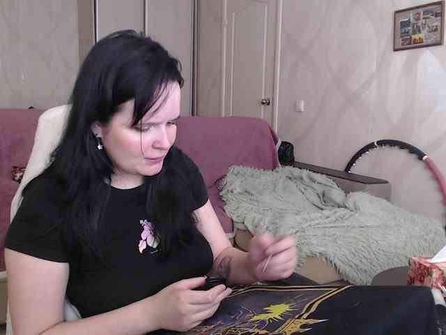 Lizzi-Peach webcam