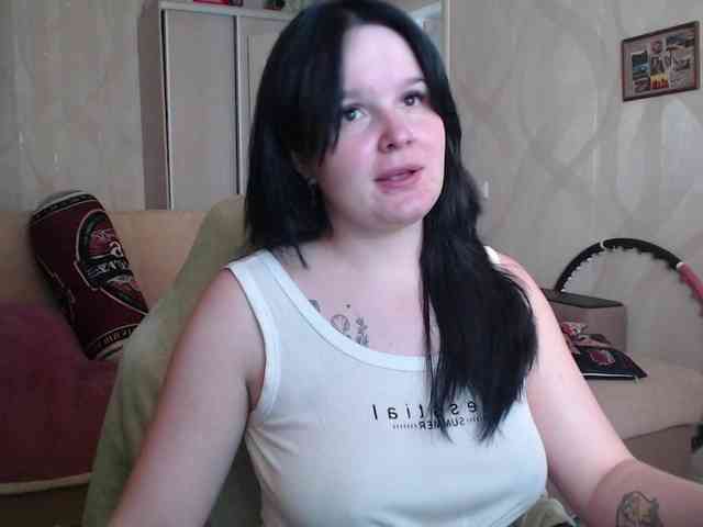 Lizzi-Peach webcam