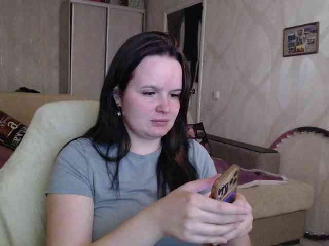 Lizzi-Peach Live Webcam on BongaCams