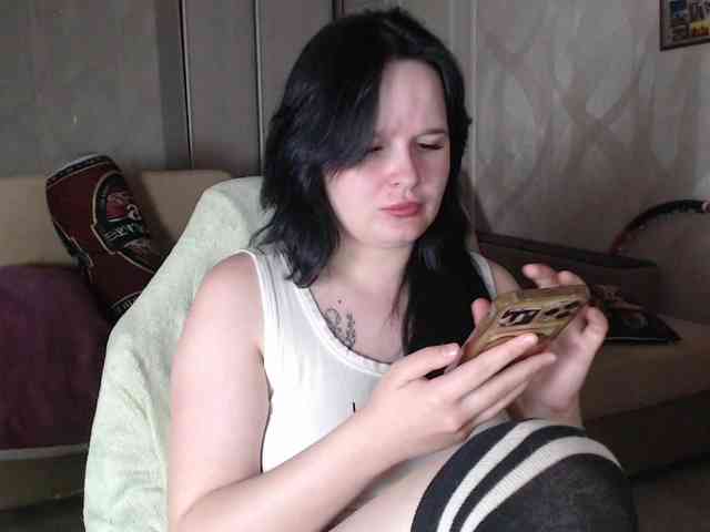 Lizzi-Peach webcam