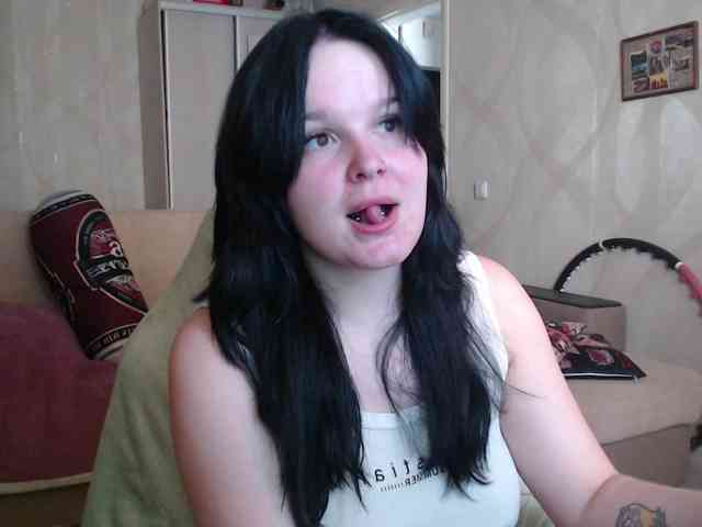 Lizzi-Peach webcam