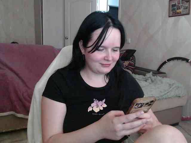 Lizzi-Peach webcam