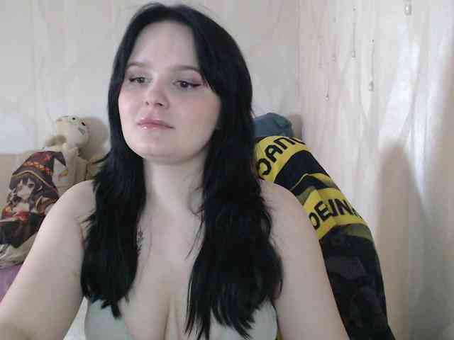 Lizzi-Peach webcam