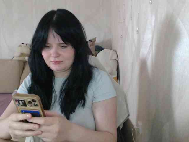 Lizzi-Peach webcam