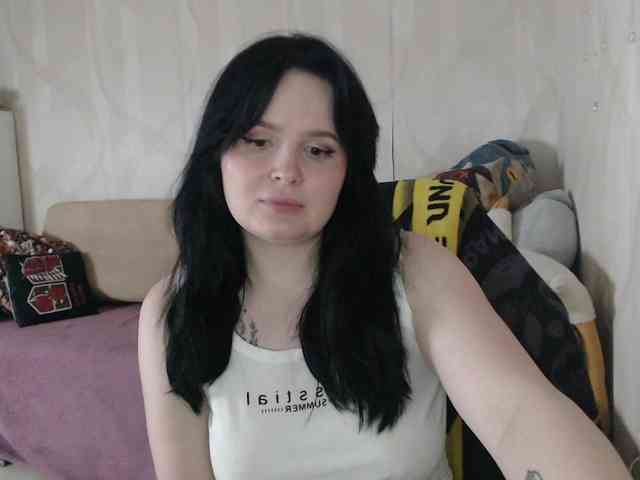 Lizzi-Peach webcam