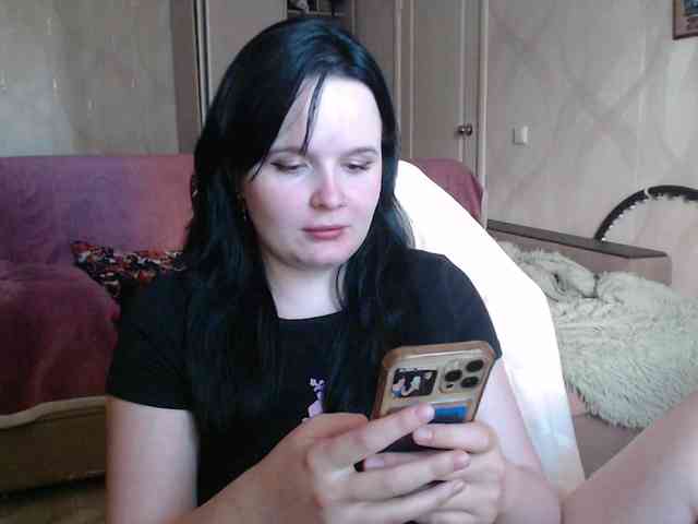 Lizzi-Peach webcam