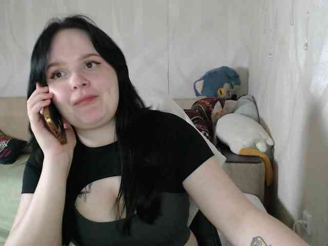 Lizzi-Peach webcam