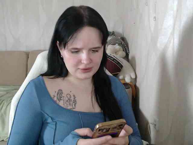 Lizzi-Peach webcam