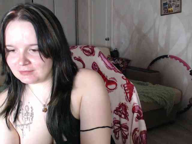 Lizzi-Peach webcam