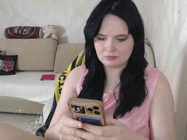 Lizzi-Peach webcam