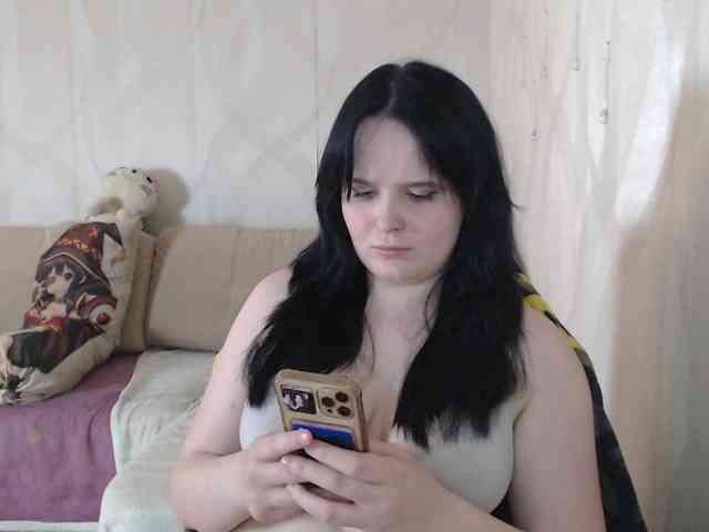 Lizzi-Peach webcam