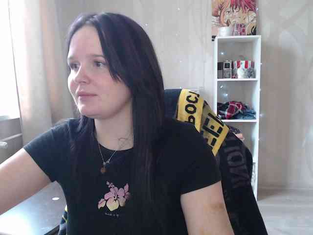 Lizzi-Peach webcam