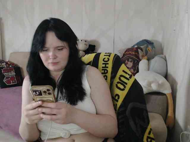 Lizzi-Peach webcam