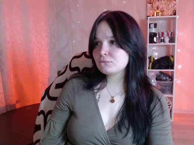 Lizzi-Peach webcam