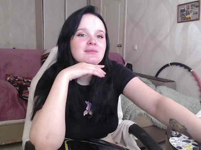 Lizzi-Peach webcam