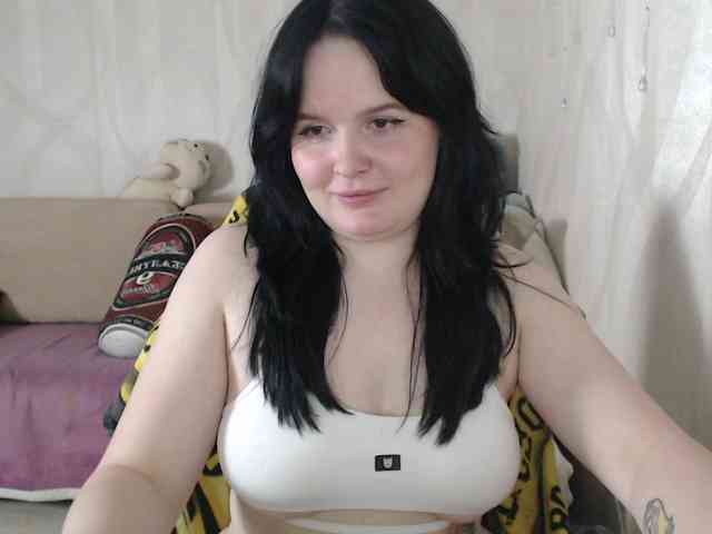 Lizzi-Peach webcam