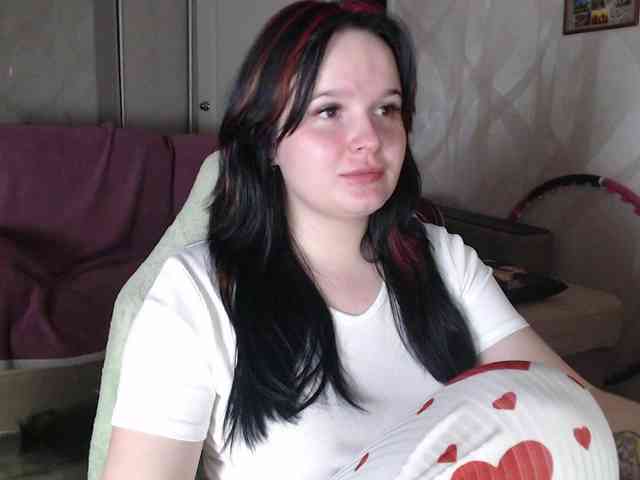 Lizzi-Peach webcam