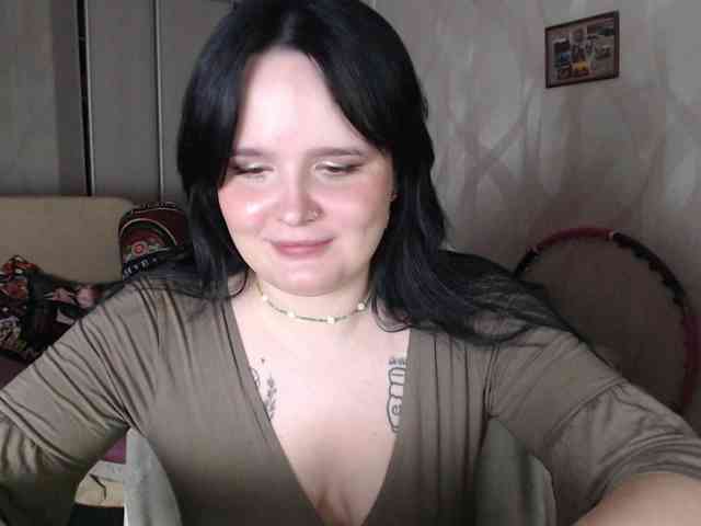 Lizzi-Peach webcam